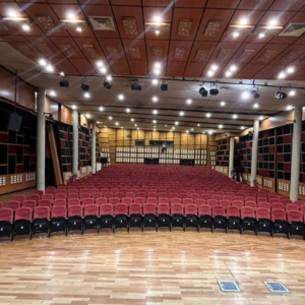 سالن-همایش-500-نفره-شمال-شهر-تهران